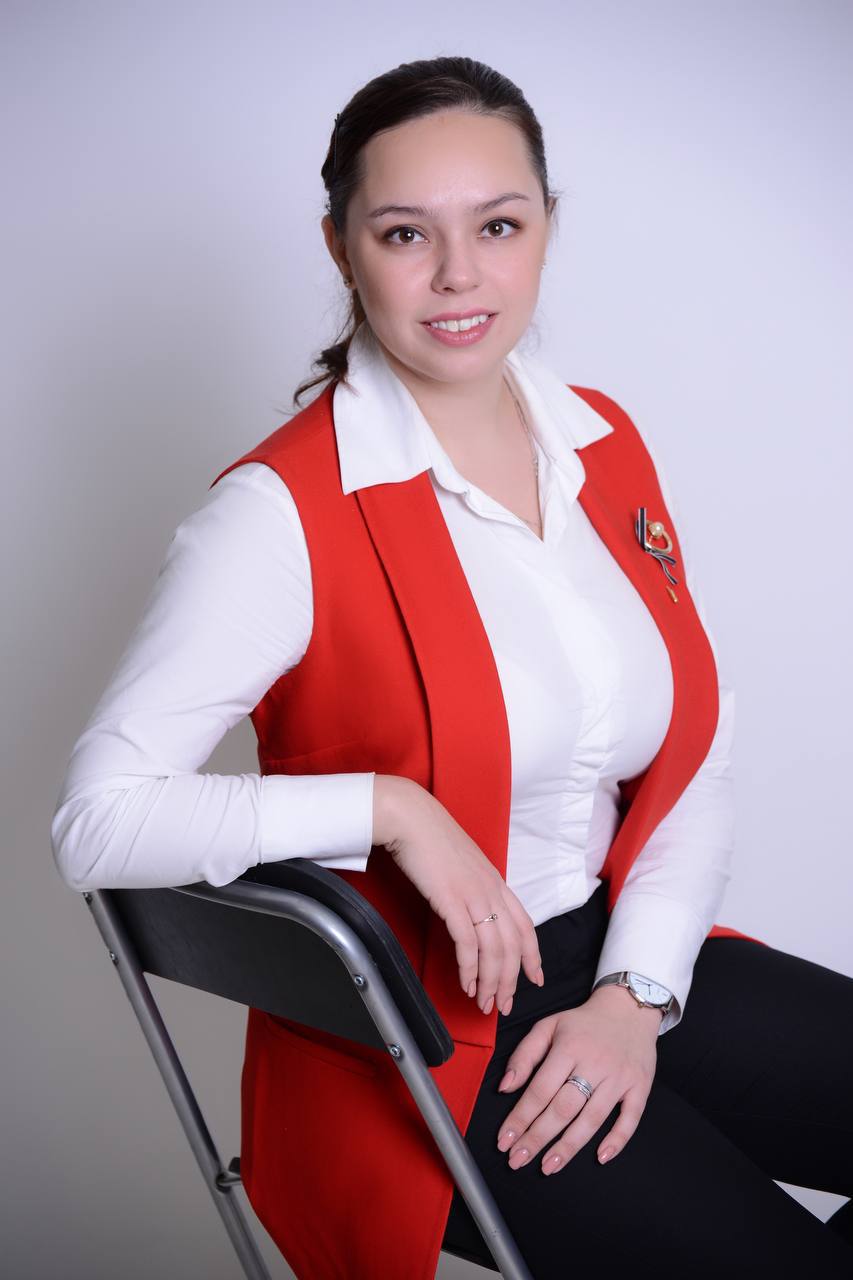 Антонова Яна Олеговна